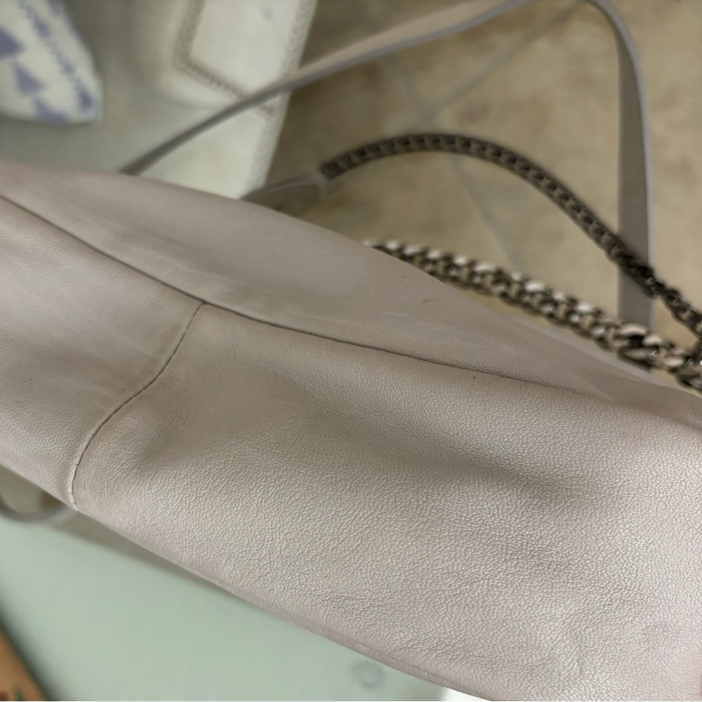 Jimmy Choo Light Gray Leather Crossbody Bag with Chain Detail - Picture 4 of 16